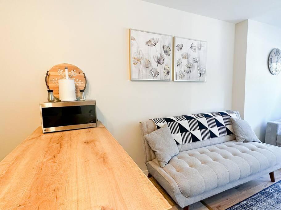 The Alpine Nest - 3 Beds - 4 Guests - Free Parking - Pool Daire Mont-Tremblant Dış mekan fotoğraf